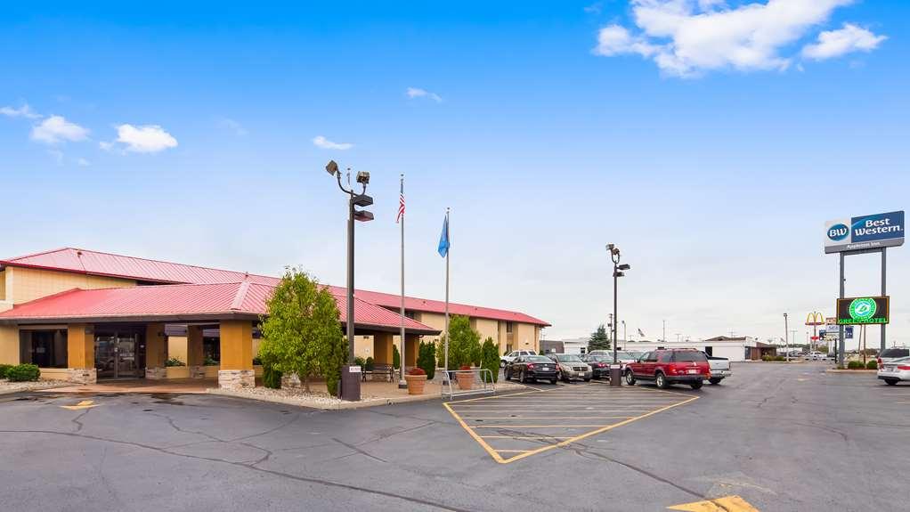 Americinn By Wyndham Appleton Downtown Bagian luar foto