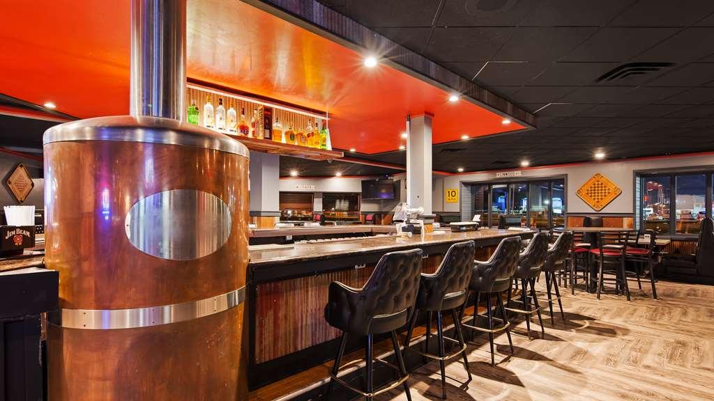 Americinn By Wyndham Appleton Downtown Bagian luar foto
